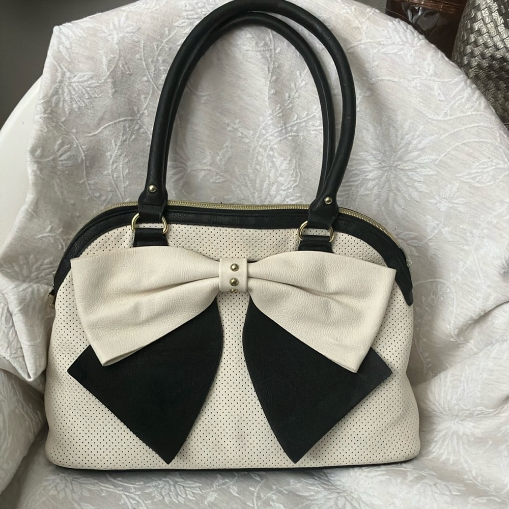 Sold…..Betsey Johnson —  Elegant Black and Cream Bow Handbag
